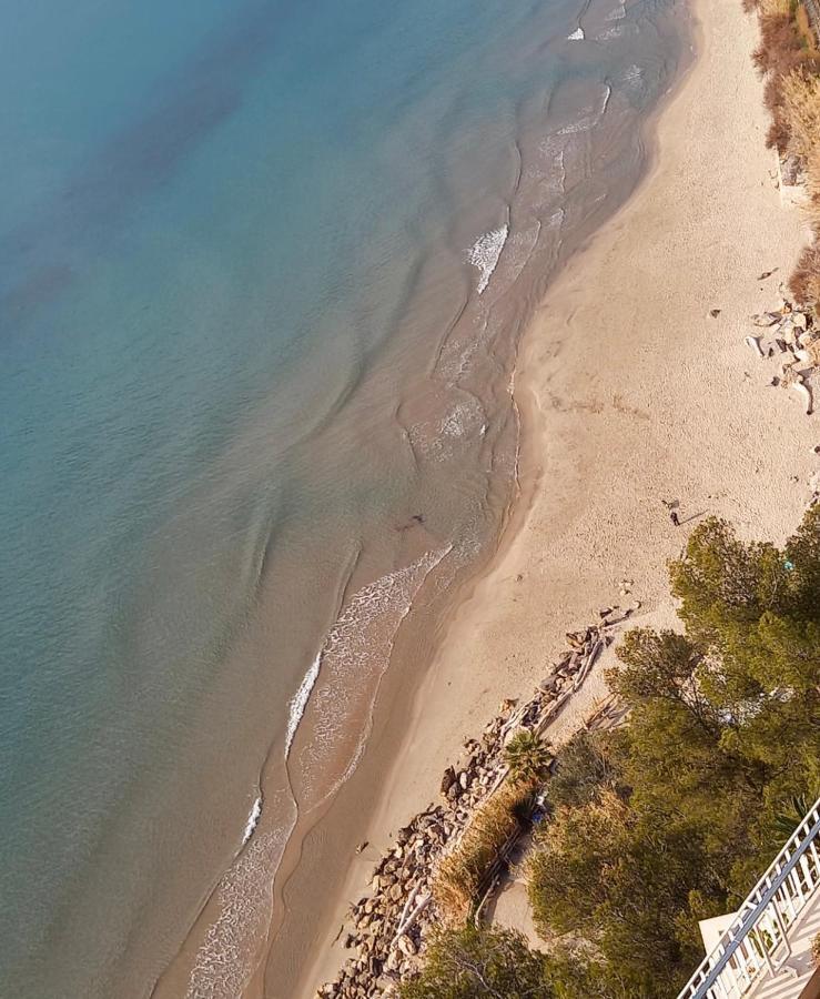 Sea And Monaco Charme View On The Beach Ventimiglia Buitenkant foto